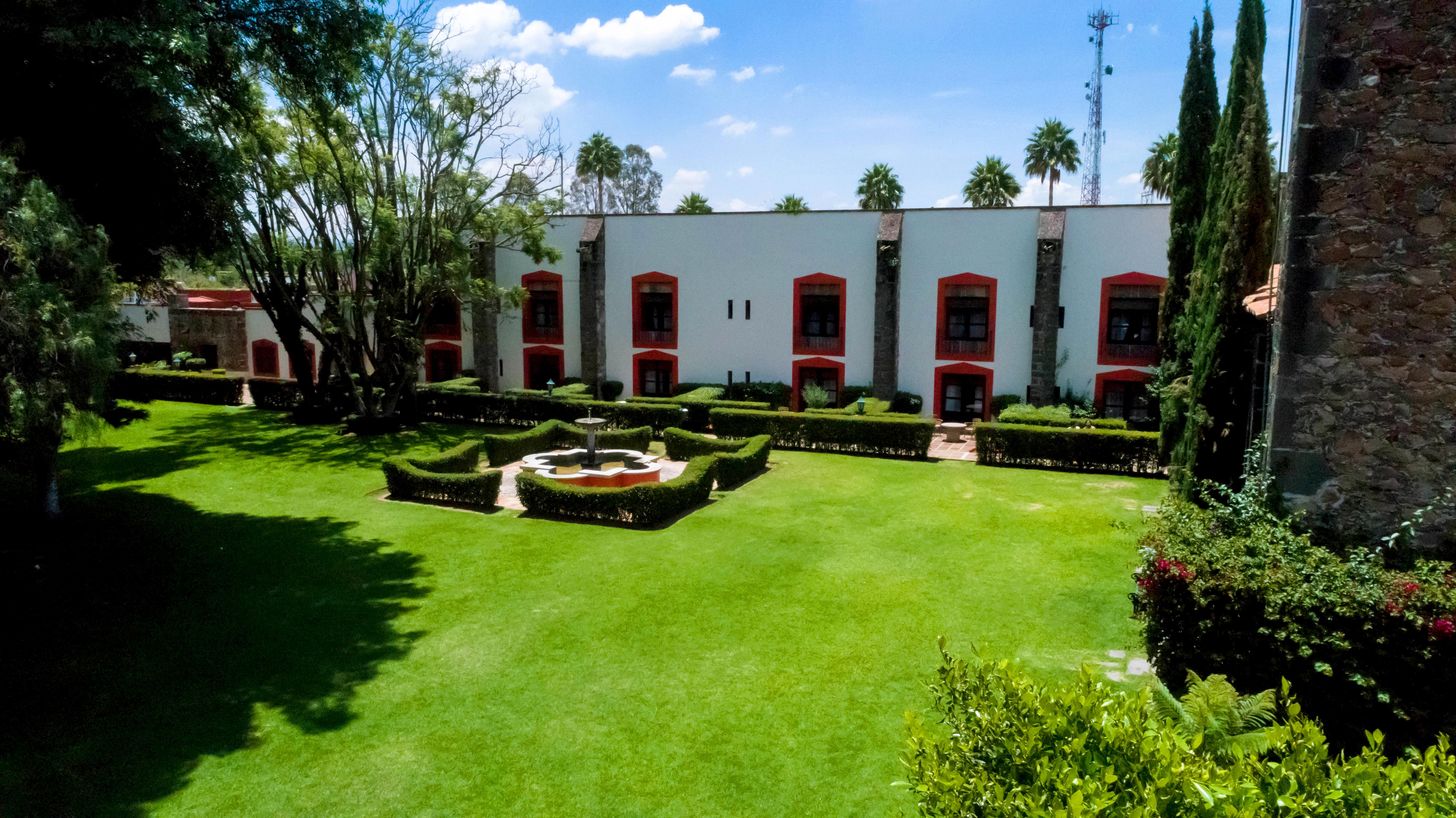 Mision San Gil Hotel San Juan del Río Екстериор снимка