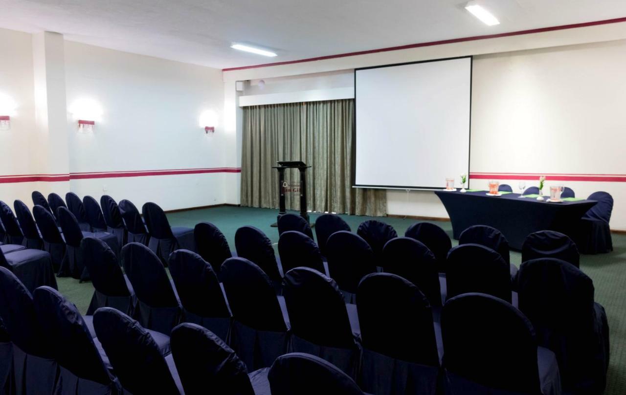 Mision San Gil Hotel San Juan del Río Екстериор снимка